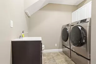 404 Victoria Dr, Washington, IL 61571 - Photo 18