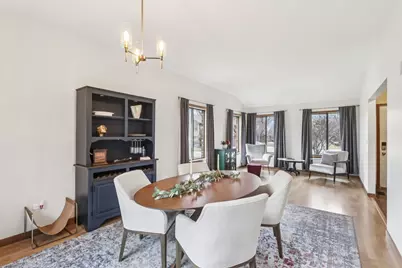 43 Creekside Circle, Elgin, IL 60123 - Photo 2