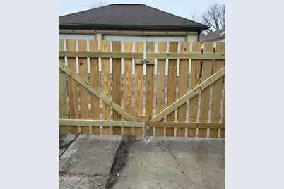 6015 Crain Street, Morton Grove, IL 60053 - Photo 30