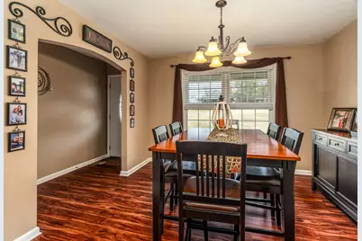 10625 Route 166, Marion, IL 62959 - Photo 4