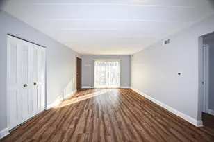 [Address not provided], Hickory Hills, IL 60457 - Photo 4