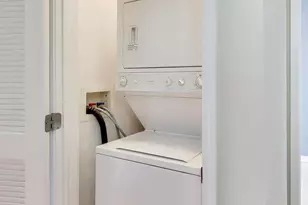 1636 W Melrose St, Chicago, IL 60657 - Photo 20