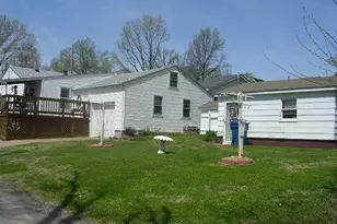 306 S 4th St, Vienna, IL 62995 - Photo 4