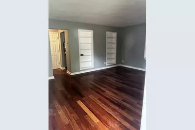 411 S May Street, Joliet, IL 60436 - Photo 2