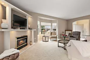 1180 Delta Dr, Elgin, IL 60123 - Photo 6