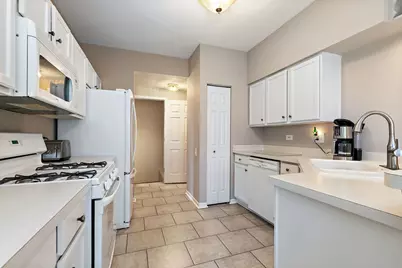 1180 Delta Drive #1180, Elgin, IL 60123 - Photo 10