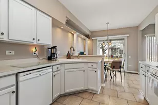 1180 Delta Dr, Elgin, IL 60123 - Photo 12