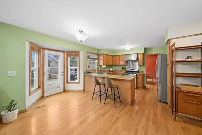 3195 Village Green Drive, Aurora, IL 60504 - Photo 8