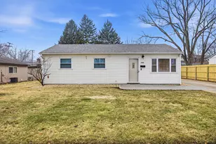 3448 Sally Dr, Steger, IL 60475 - Photo 2