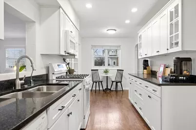 927 N Haddow Avenue, Arlington Heights, IL 60004 - Photo 6