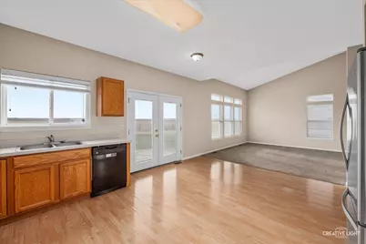 16141 Laurel Oak Drive, Crest Hill, IL 60403 - Photo 10