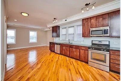 6134 N Washtenaw Avenue #2R, Chicago, IL 60659 - Photo 2