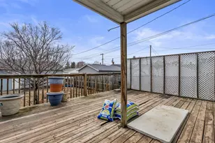 2416 21st Ave, Rock Island, IL 61201 - Photo 8