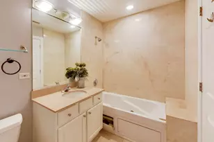 2629 N Ashland Ave, Chicago, IL 60614 - Photo 12