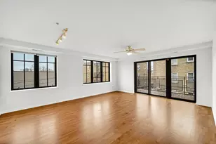 8000 Kilpatrick Ave, Skokie, IL 60076 - Photo 6