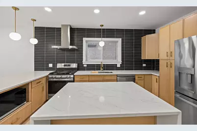 6119 N Mason Avenue, Chicago, IL 60646 - Photo 4