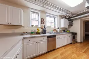 613 W Surf St, Chicago, IL 60657 - Photo 6