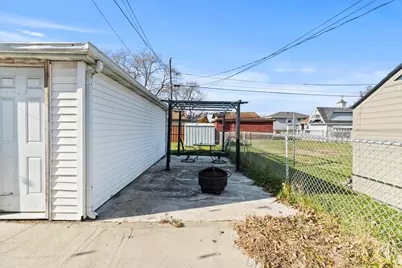 7624 Lockwood Avenue, Burbank, IL 60459 - Photo 24