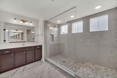 25 Commons Circle, Hawthorn Woods, IL 60047 - Photo 22