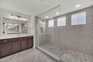 25 Commons Cir, Hawthorn Woods, IL 60047 - Photo 22