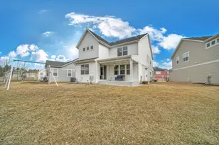 25 Commons Cir, Hawthorn Woods, IL 60047 - Photo 30