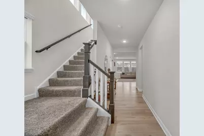 25 Commons Circle, Hawthorn Woods, IL 60047 - Photo 4