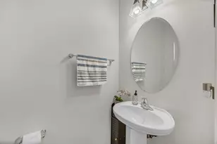 25 Commons Cir, Hawthorn Woods, IL 60047 - Photo 16