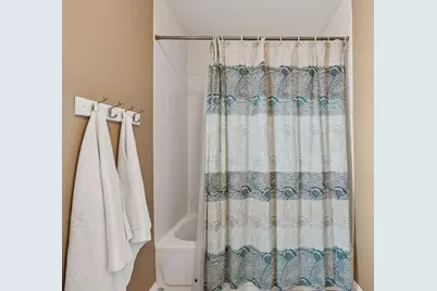 [Address not provided], Evanston, IL 60201 - Photo 12