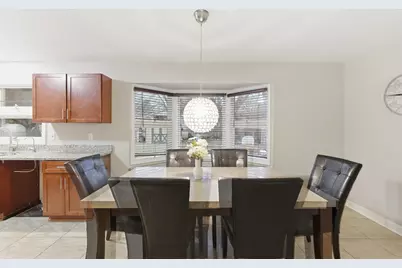 1348 Sheffield Drive, Elgin, IL 60123 - Photo 10