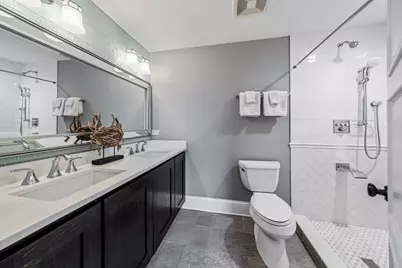 2712 W Sunnyside Avenue, Chicago, IL 60625 - Photo 28