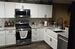 927 Treeline Ct, Lockport, IL 60441 - Photo 8