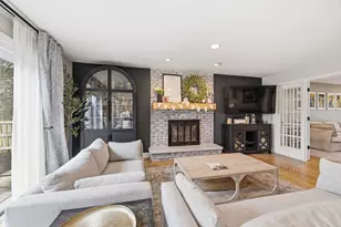 657 W Revere Ln, Palatine, IL 60067 - Photo 8