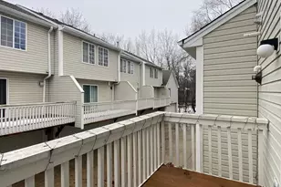 34 S Macgillis Dr, Round Lake, IL 60073 - Photo 16