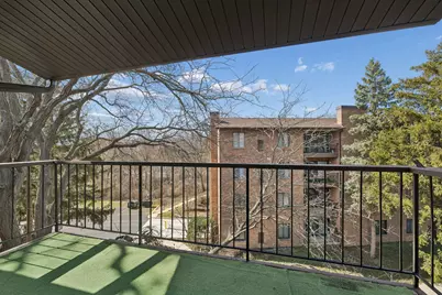 7510 Farmingdale Drive #407, Darien, IL 60561 - Photo 8