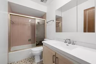 7510 Farmingdale Dr, Darien, IL 60561 - Photo 10