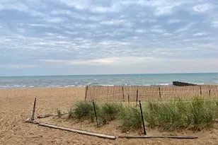 1057 W Columbia Ave, Chicago, IL 60626 - Photo 2