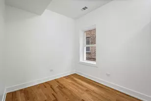 3934 N Sawyer Ave, Chicago, IL 60618 - Photo 10