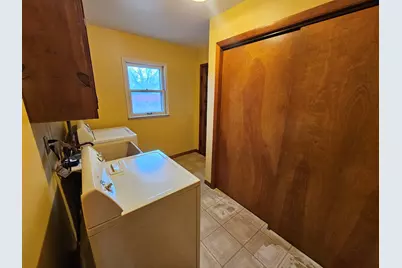 4804 Willow Lane, McHenry, IL 60050 - Photo 10