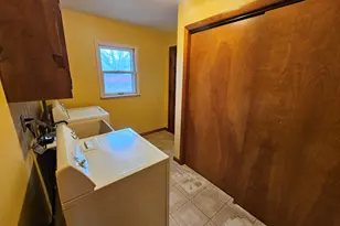 4804 Willow Ln, McHenry, IL 60050 - Photo 10