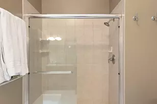 9234 Cloister Ct, Frankfort, IL 60423 - Photo 10