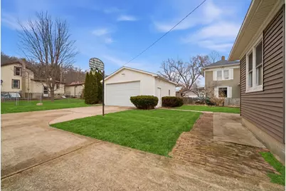 423 Clark Street, Marseilles, IL 61341 - Photo 2