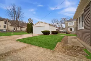 423 Clark St, Marseilles, IL 61341 - Photo 2