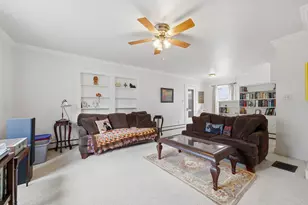 423 Clark St, Marseilles, IL 61341 - Photo 4