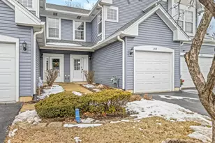 209 Huntington Ct, Oswego, IL 60543 - Photo 2