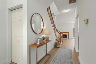 209 Huntington Ct, Oswego, IL 60543 - Photo 4