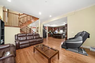 7745 Kenton Ave, Skokie, IL 60076 - Photo 14