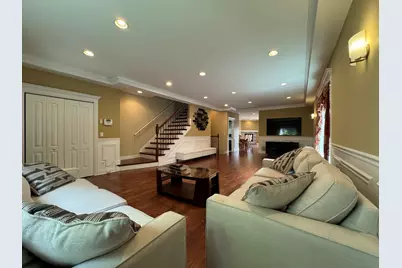 3349 N Paris Avenue, Chicago, IL 60634 - Photo 2