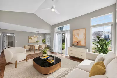 446 Cromwell Circle #4, Bartlett, IL 60103 - Photo 2