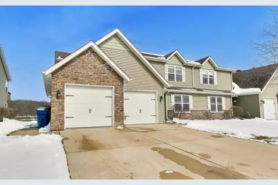 1715 W River Street #1715, Dixon, IL 61021 - Photo 2