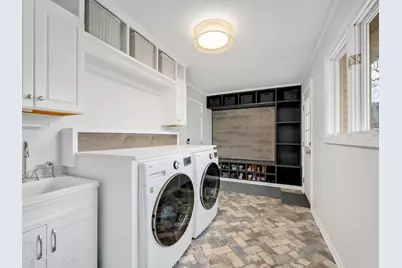 734 Forest Glen Lane, Oak Brook, IL 60523 - Photo 20